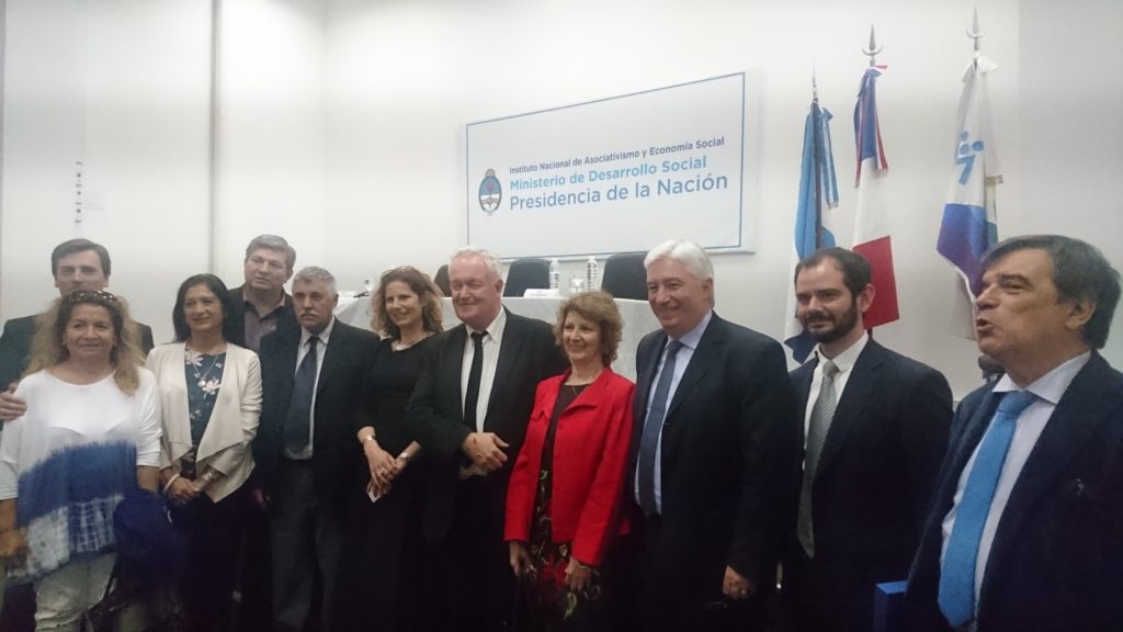 CONAM PRESENCIÓ LA FIRMA DE UN CONVENIO INTERNACIONAL ENTRE EL INAES Y ...