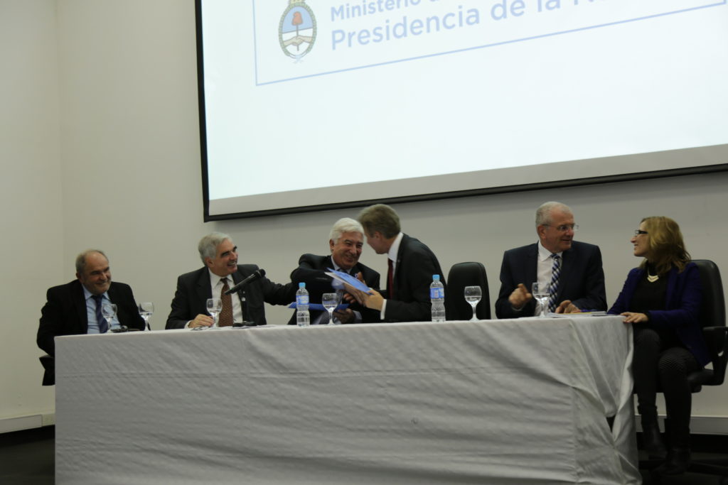 CONAM ASISTIÓ A LA FIRMA DE UN IMPORTANTE CONVENIO ENTRE EL INAES Y LA ...
