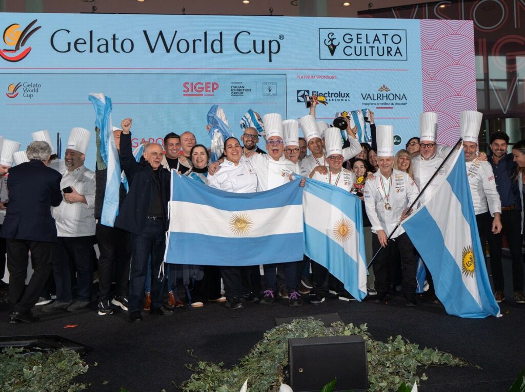 ORGULLO MUTUAL NACIONAL: ARGENTINA LOGRÓ UN HISTÓRICO 3° PUESTO EN EL MUNDIAL DEL HELADO ARTESANAL, CON EL APOYO DE LA FEDERACIÓN DE TRABAJADORES PASTELEROS Y LA MUTUAL “12 DE ENERO”